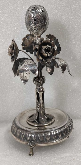 Paliteiro Flores e folhas em prata 833