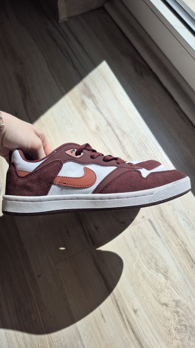 Buty nike damskie sb alleyoop