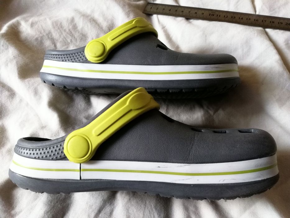 Chodaki piankowe dziecięce typu croks laczki basenowe 33 półbuty dziec