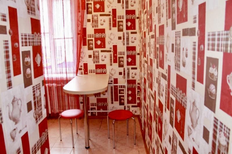 1 кімн.кв-ра у центрі біля Макдональдс .Два окремі ліжка