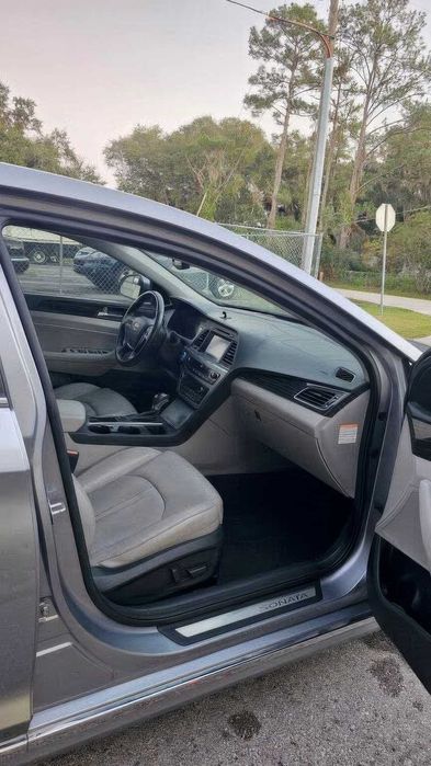 Hyundai Sonata Hybrid Limited      2017