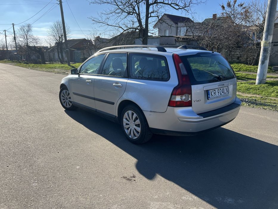 Вольво v50 2.0td