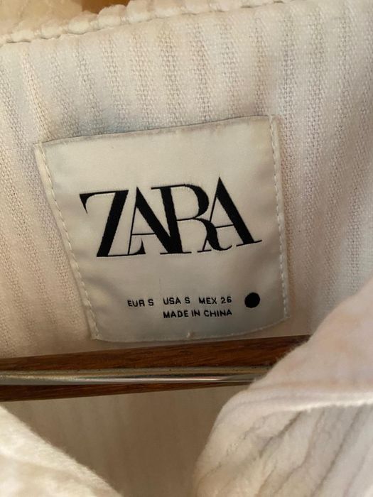 Blusão branco da Zara
