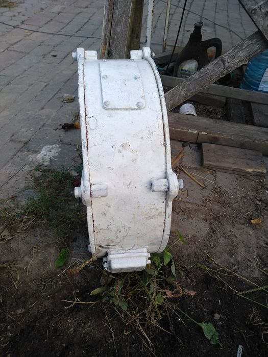 Генератор для ветряка.