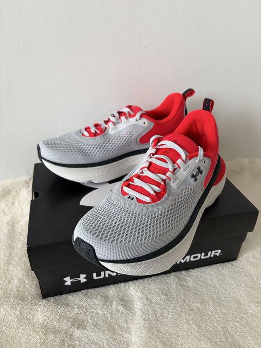 Under Armour Charged Assert r. 43 – buty sportowe do biegania