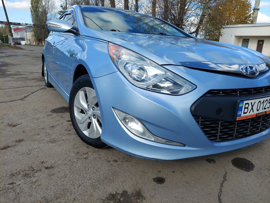 Hyundai sonata hybrid