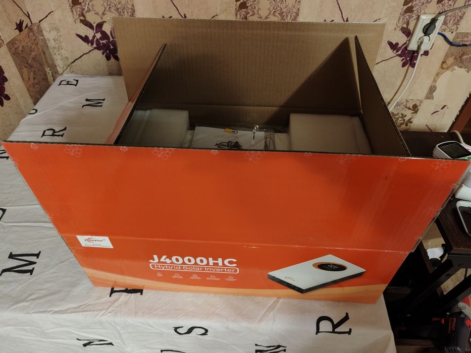 В наявності Гібридний  інвертор 24v 4KW JSDsolar  WiFi краще ніж Anenj