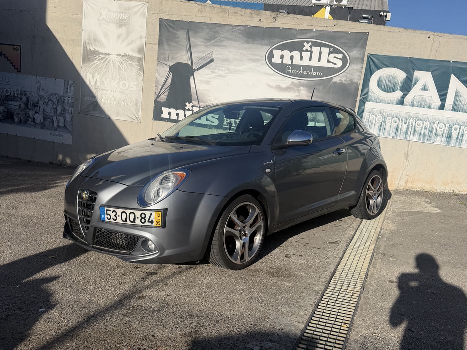 Alfa romeo mito.