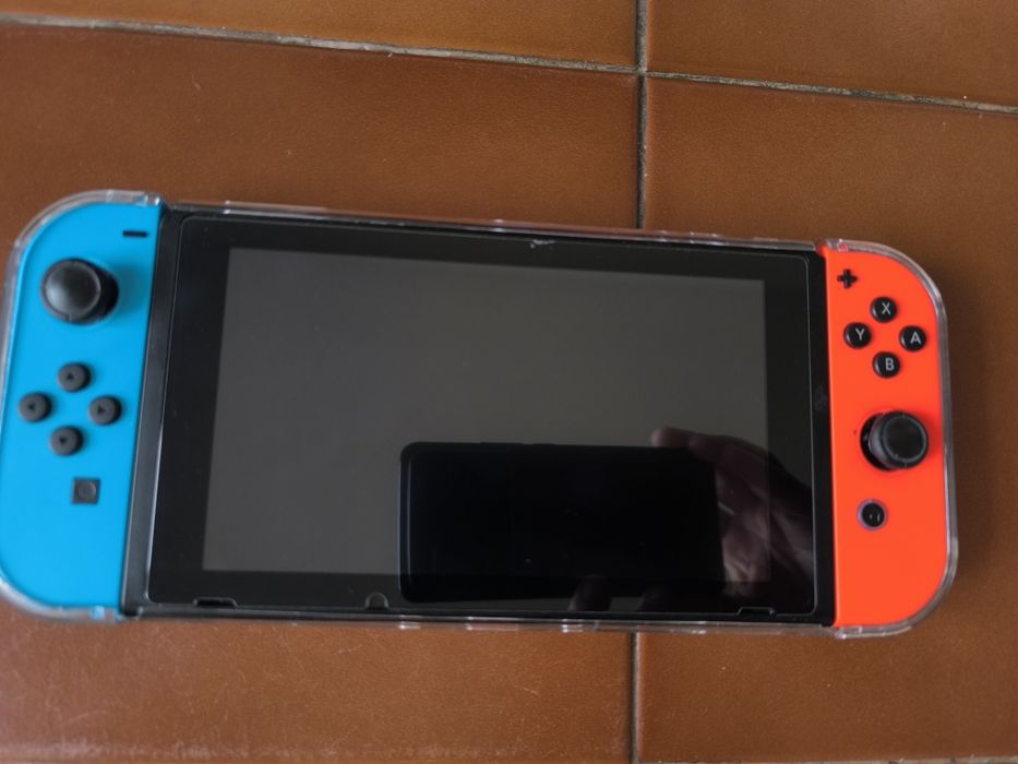 Nintendo Switch v2 com acessórios