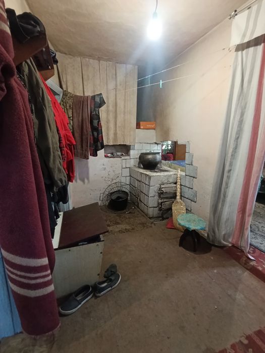Двокімнатний будинок в селі Халча