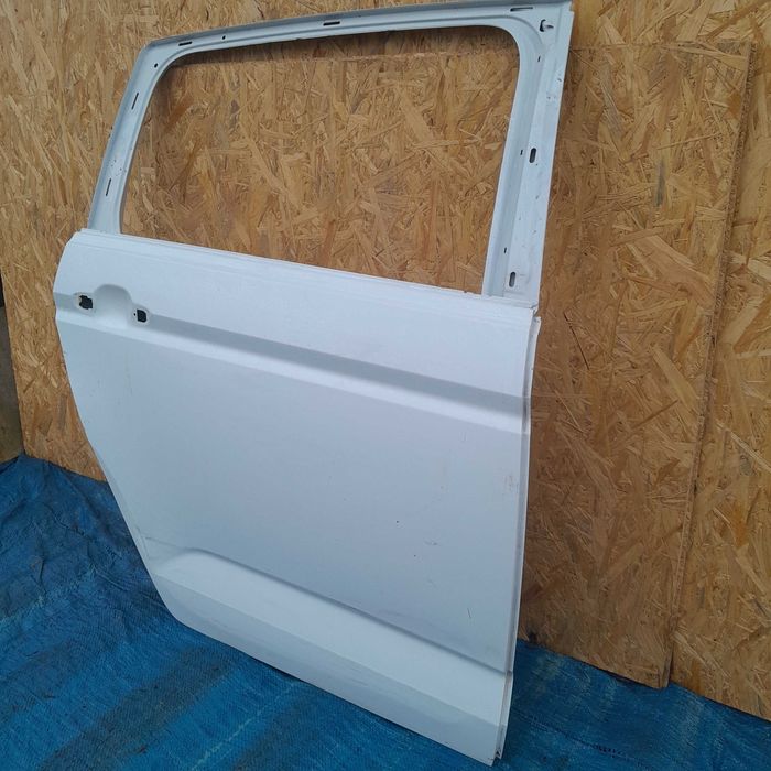 Drzwi prawe tylne VW Touran III 3 5TA.