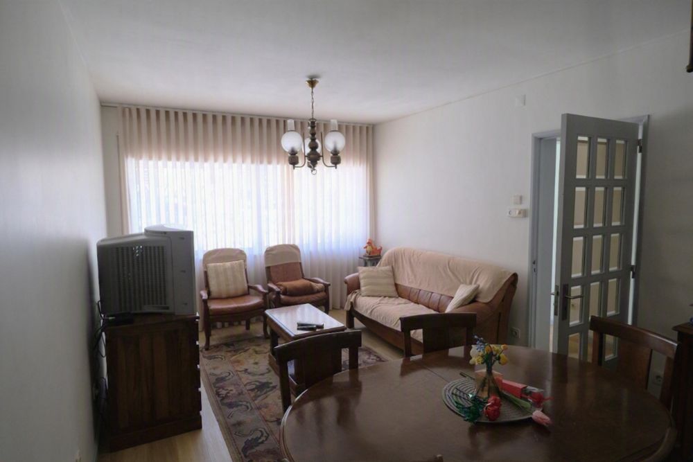 Andar moradia T2 com terraço Vila Real centro
