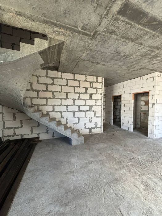 Продаж якісного дуплекса м.Ірпінь 4 кім 120м2 та 3 сотки землі  ГАЗ!