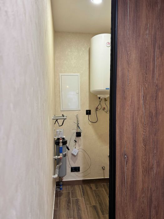 Крайній таун з ремонтом на 3 сотках в Бучі