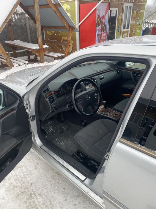 Mersedes-Benz E-320 W210