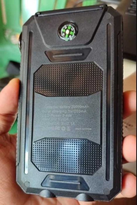 Повербанк 20000 mAh powerbank с фонариком, солнечной панелью