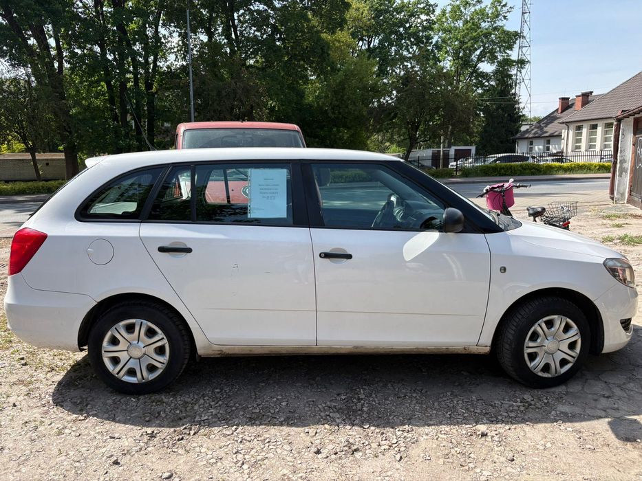 Samochód osobowy Skoda