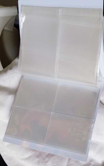 2 álbuns de Pokémon 30 paginas