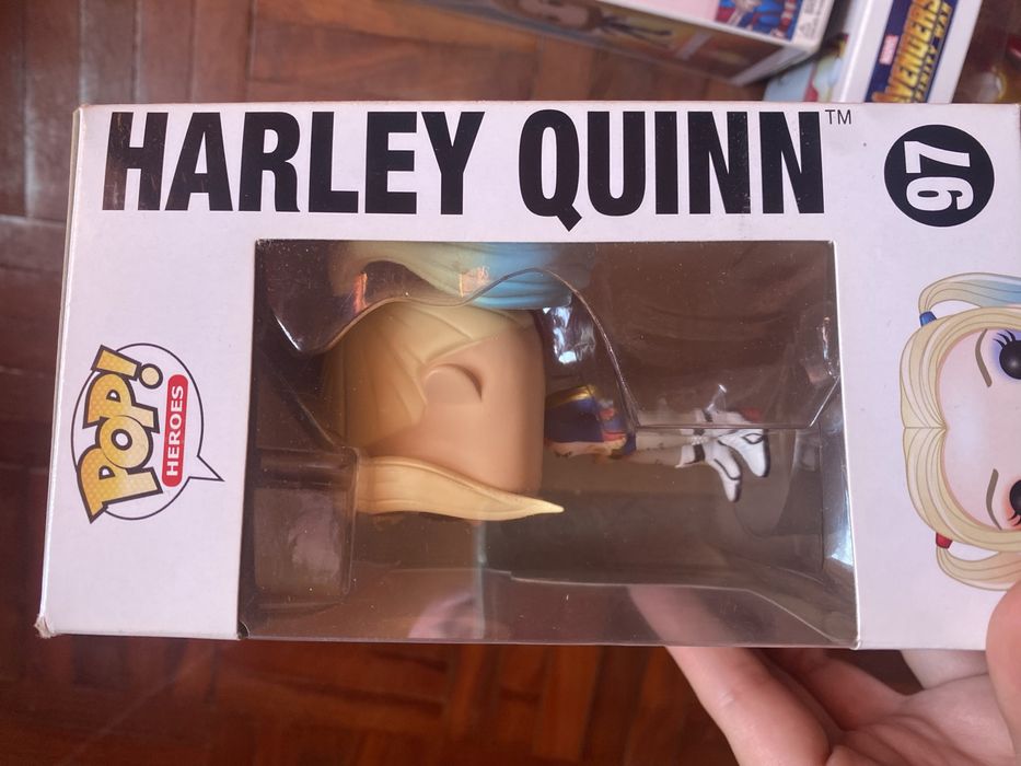 Funko Pop Iron Man, Harley Quinn e Captain Marvel