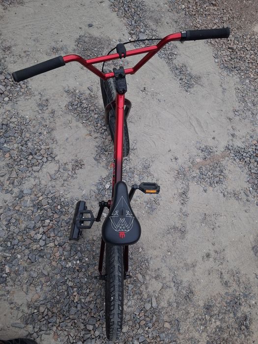 BMX Mongoose Legion L80