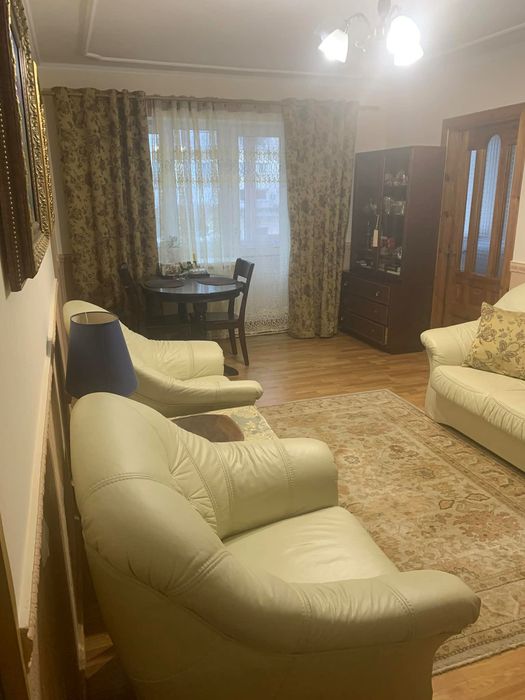 Квартира двокімнатна.