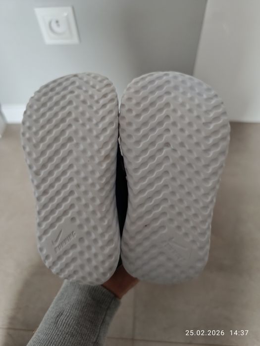 Buty adidasy siatka 22 (14 cm)