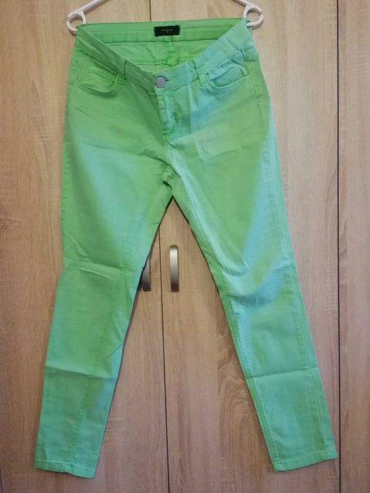 Spodnie damskie zielone r. 38 Reserved