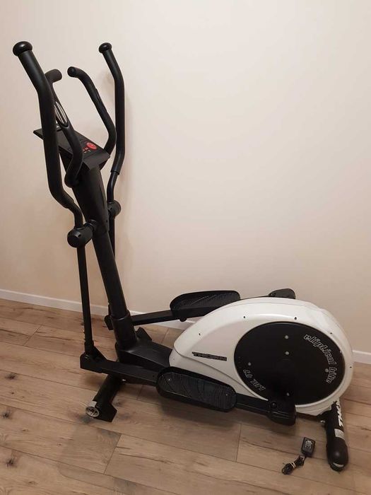 Orbitrek ** THORN TH 704 ELIPTICAL BIKE **