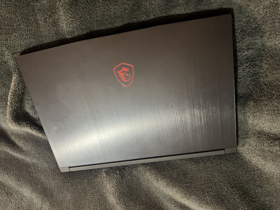 MSI GF63 8RC | i5-8300H | GTX 1050 | 16GB RAM | 128GB + 1TB | komplet