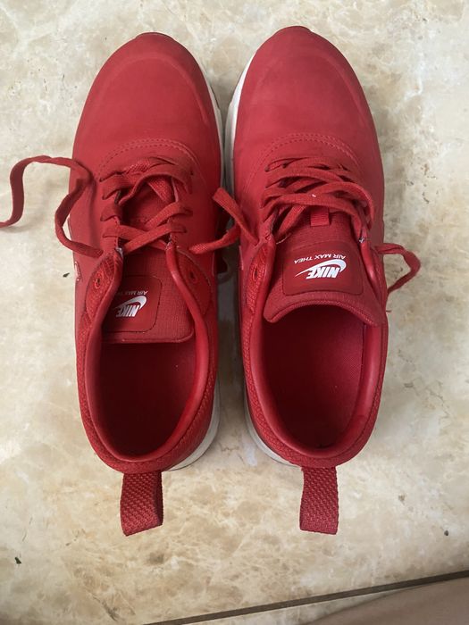 кроссовки Nike