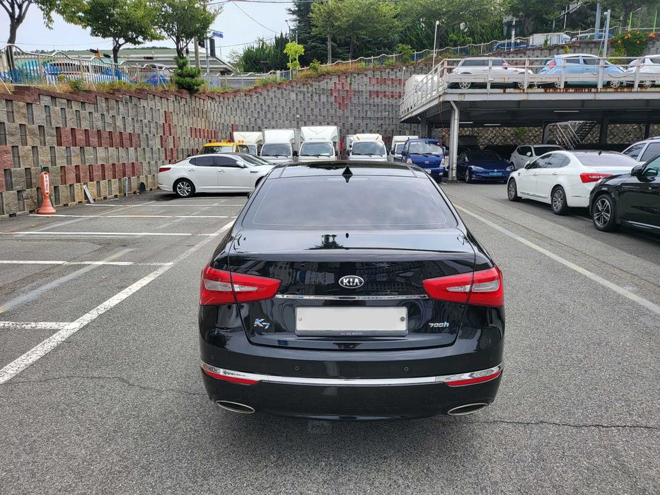 Kia K7 2015, 2.5 Hybrid, седан з низькою витратою палива з Кореї