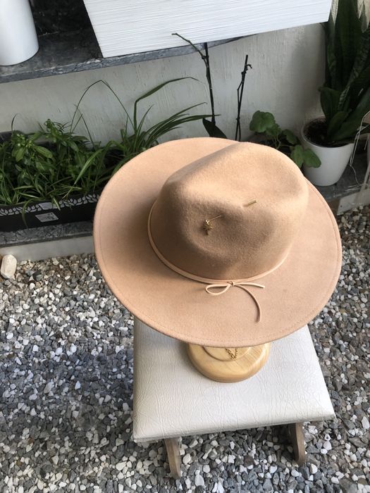 Капелюх  з натурального фетру в асортименті