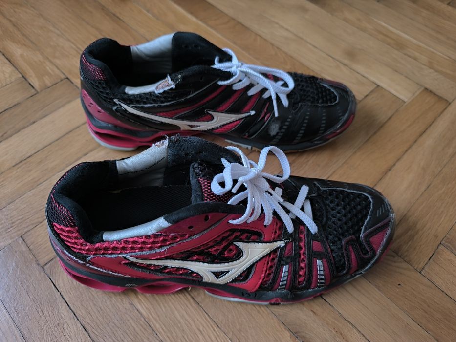 Mizuno Tornado 8 buty do siatkówki 41