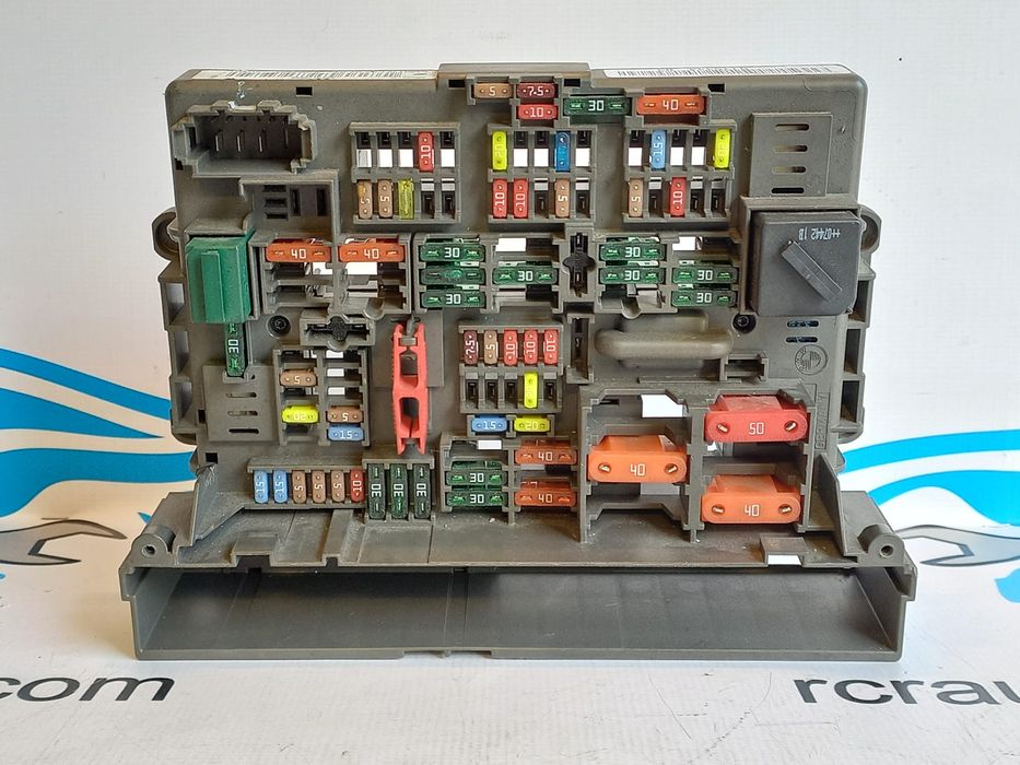 TAMPA CAIXA FUSIVEIS TAMPA PAINEL 10688710 106887 9119444 911944403 61054610 59726811030101 BMW SERIE 3 E93 E92 E91 E87 E81