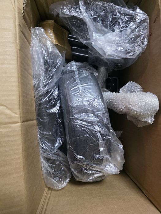 Obrotowy taboret z regulacją wyskosci