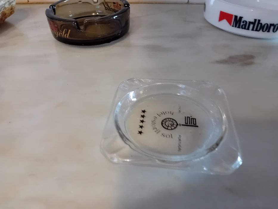 Conjunto de 6 Cinzeiros Antigos Diversos