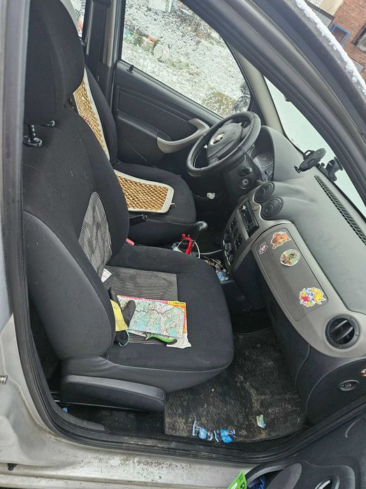 Dacia Sandero sprzedam na części