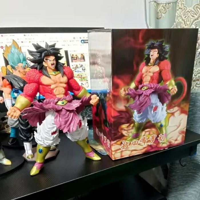Figura Broly Super Guerreiro 4