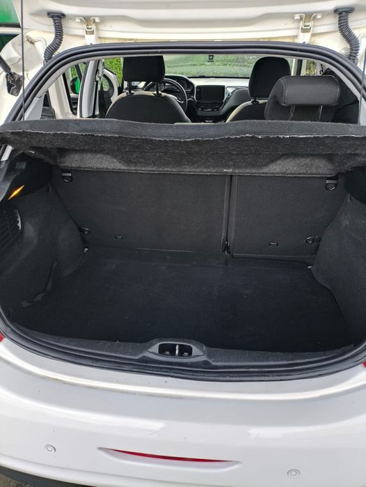 Peugeot 208 1.6 hdi