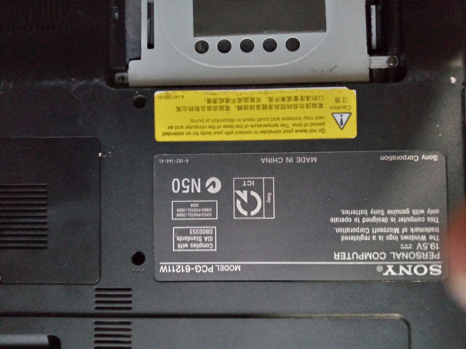 ноутбук Sony vaio pcg-61211W core i5 2.4Ghz