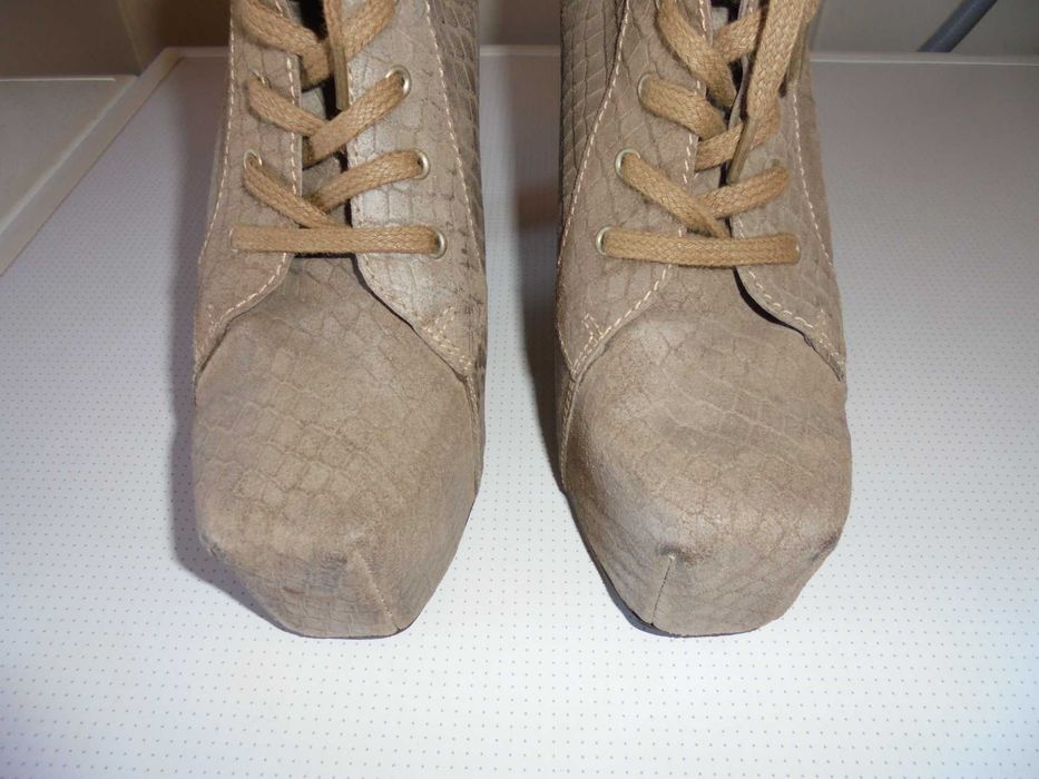 botas de senhora muito lindas