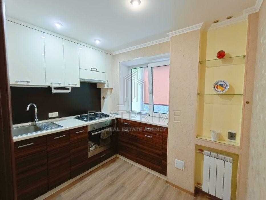 Продаж 1к квартири б.Дружби Народів біля м.Либідська/м.Звіринецька