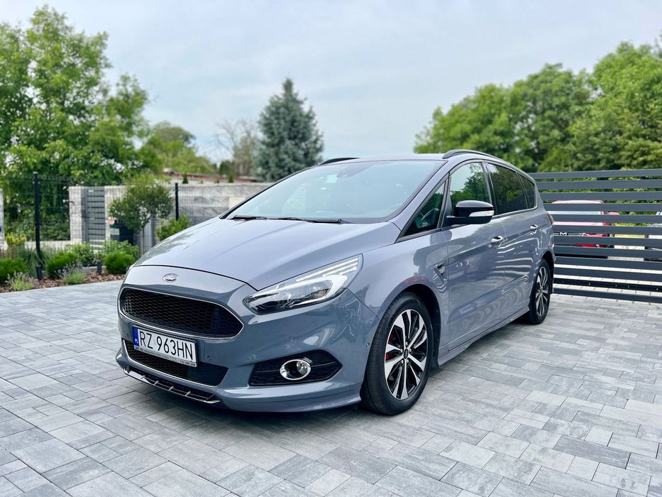 Ford S-Max