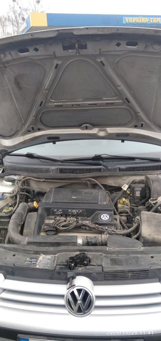 Продам Фольксваген Гольф 4 , газ бенз , в хорошому стані .