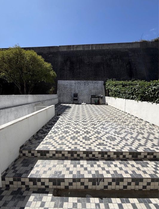 Quarto para senhora | LOURES | 500€