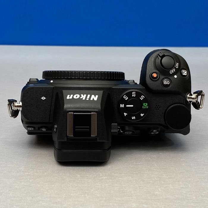Nikon Z5 (Corpo) - 24.3MP