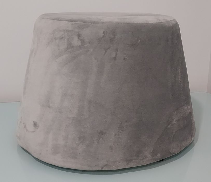 Pouf redondo cinzento