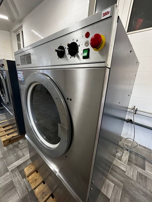 сушильна машина професійна 14/16 л Miele T6350