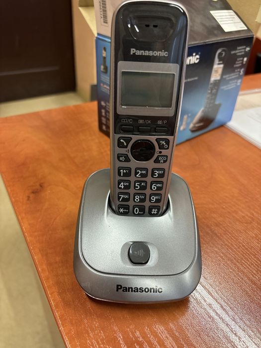 Telefon bezprzewodowy, stacjonarny PANASONIC KX-TG2511