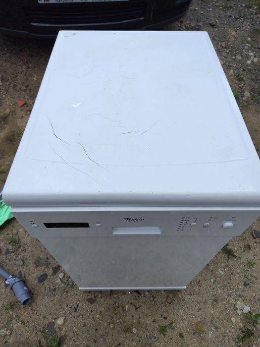 Zmywarka mała 45 cm wolnostojąca biała Whirlpool